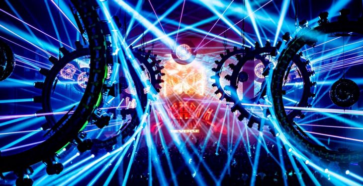 Het Sportpaleis heropent met Reverze